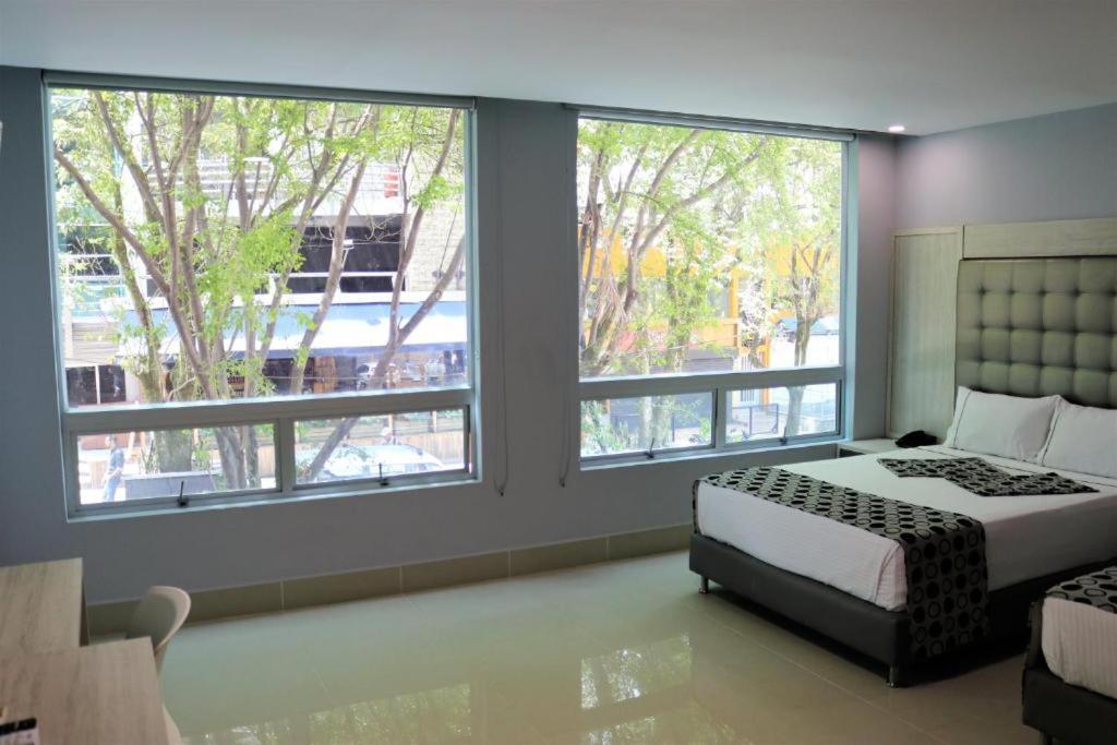 Hotel Lleras 10 Medellín Eksteriør billede