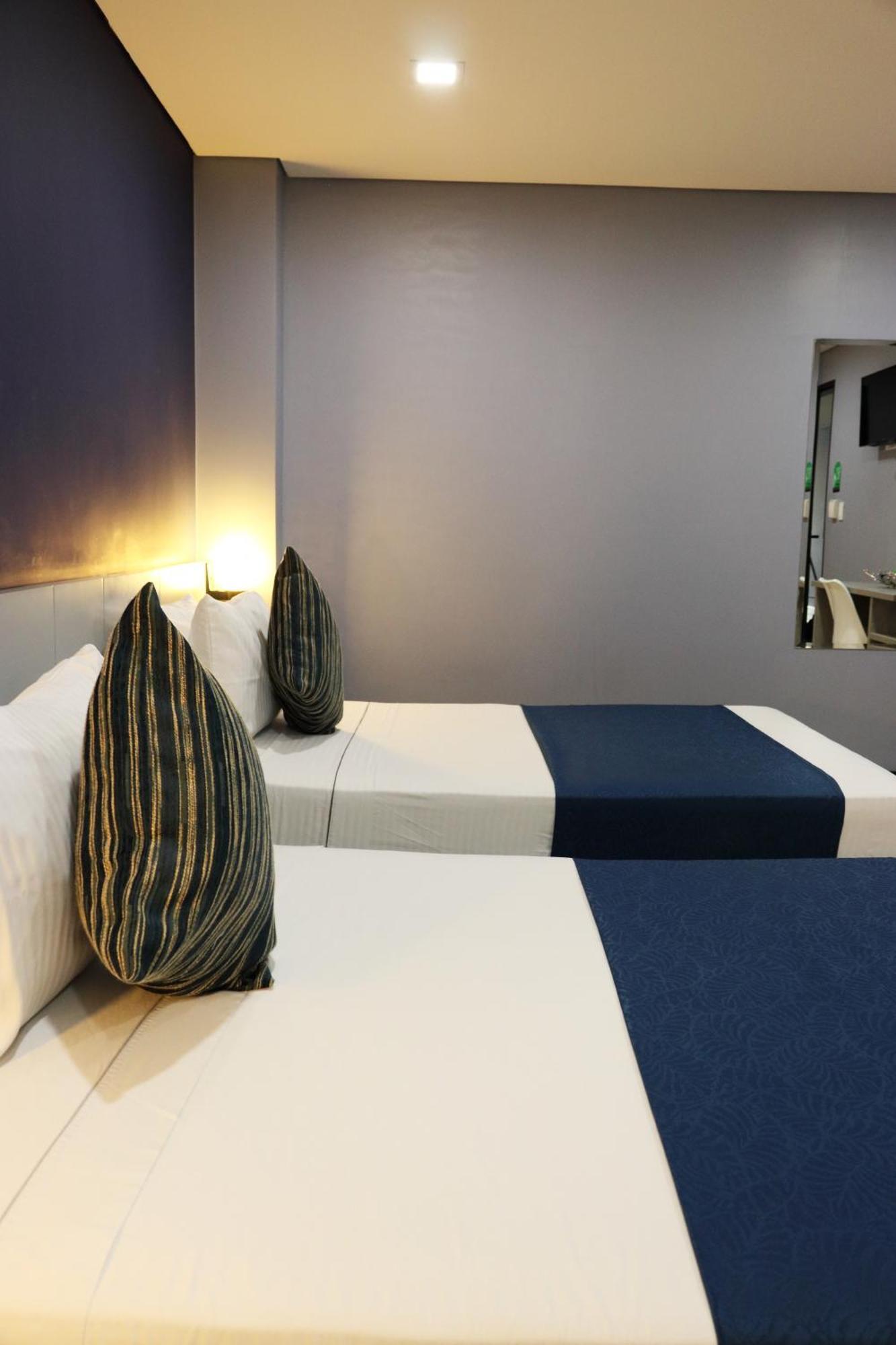 Hotel Lleras 10 Medellín Eksteriør billede