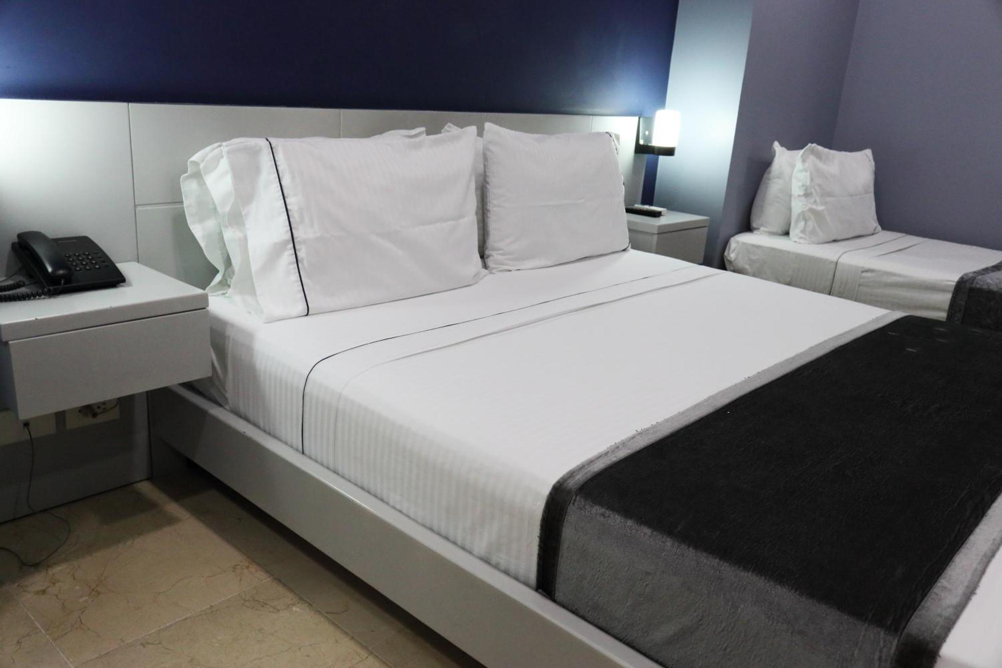 Hotel Lleras 10 Medellín Eksteriør billede